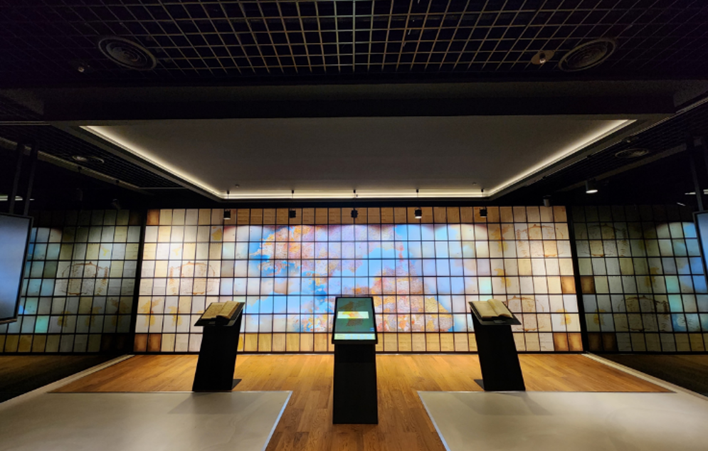 The NLK opens its Cheonggudo Immersive Media Wall to the public